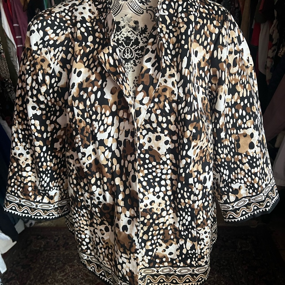 Carole Little blazer. 3 quarter sleeves.